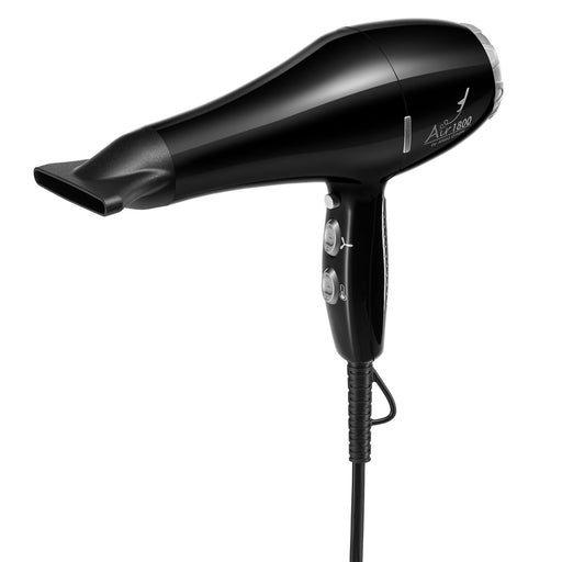 Schwarzer Air 1800 Haartrockner mit glänzender Oberfläche, ergonomischem Griff und schmaler Düse für präzises Styling.
